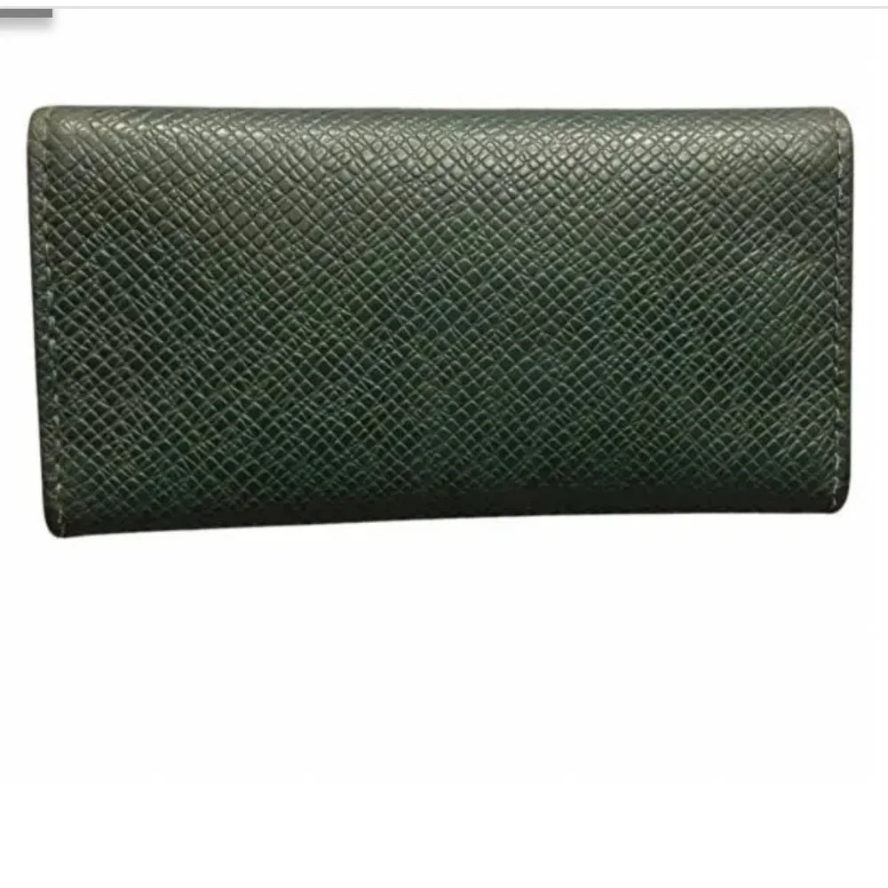 LOUIS VUITTON TAIGA 4 KEY HOLDER DARK GREEN NEW CONDITION